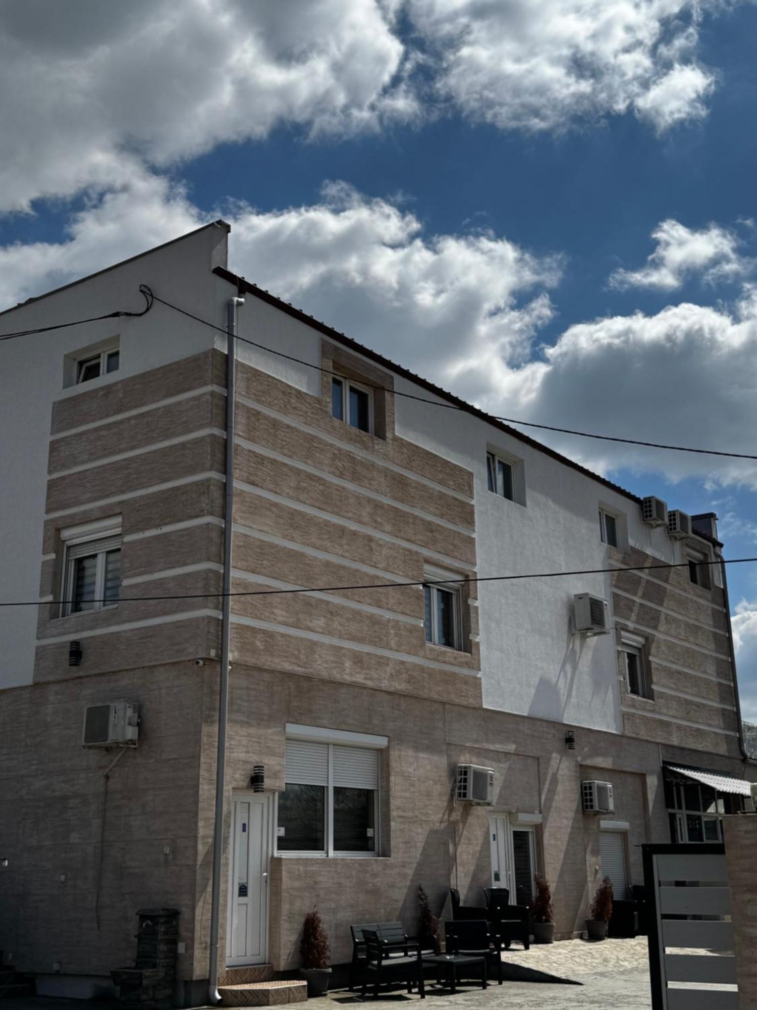 Apartments Vila Brzi & Beka Sabac Luaran gambar